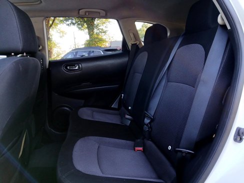 Used 2013 Nissan Rogue SV w/ Premium Pkg image 11