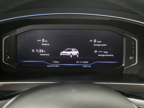 Used 2020 Volkswagen Tiguan SEL image 21