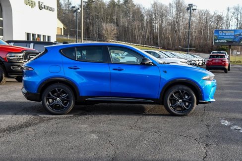 New 2024 Dodge Hornet R/T Plus w/ Tech Pack Plus w/o Parking image 2