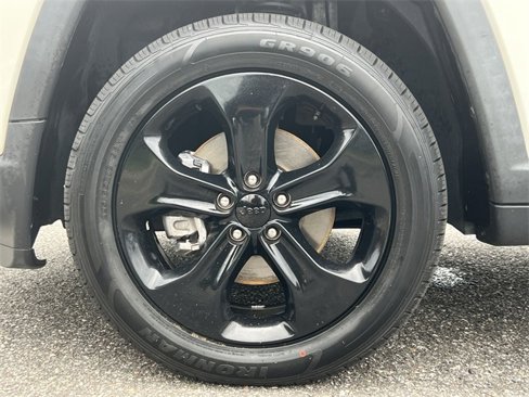 Used 2021 Jeep Compass Latitude image 10