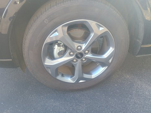 Certified 2024 Ford Escape ST-Line image 4