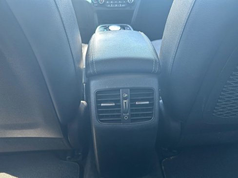 Used 2022 Kia Niro EX image 27