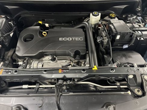 Used 2021 Chevrolet Equinox LT image 39