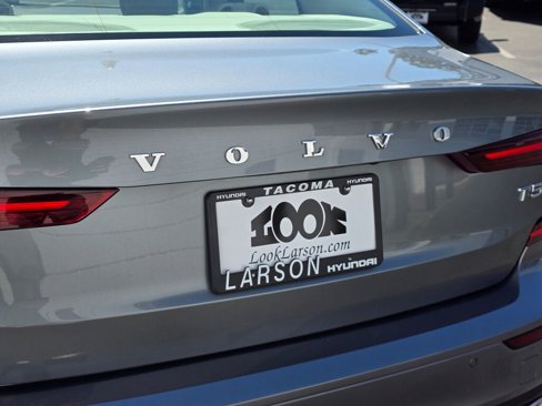 Used 2019 Volvo S60 T5 Inscription image 15
