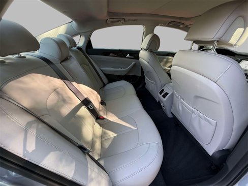 Used 2016 Hyundai Sonata Limited w/ Option Group 04 image 15