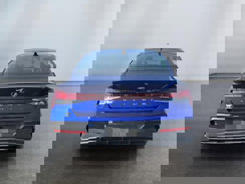 Certified 2024 Hyundai Elantra SE image 6