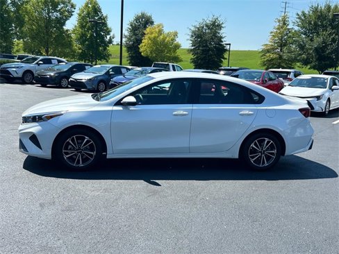 Used 2024 Kia Forte LXS w/ LXS Technology Package image 7