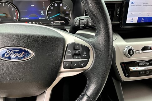Used 2022 Ford Explorer XLT w/ Equipment Group 202A image 20