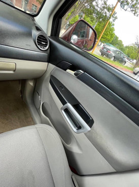 Used 2009 Saturn Vue XE image 23