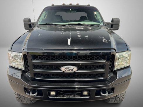 Used 2006 Ford F250 Lariat image 8