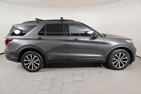 Used 2020 Ford Explorer ST w/ Premium Technology Package image 4