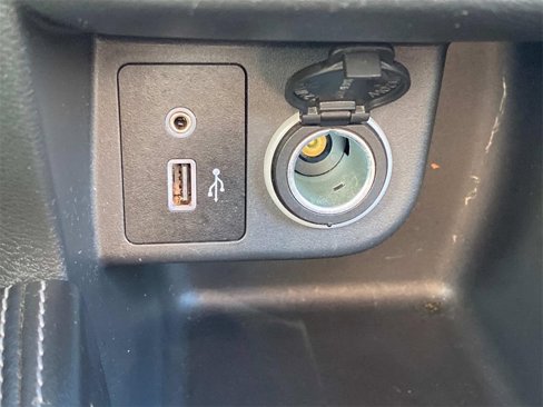 Used 2020 Nissan Kicks SV image 28