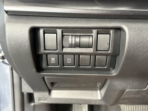 Certified 2021 Subaru Crosstrek 2.5i Sport w/ Popular Package #3 image 25