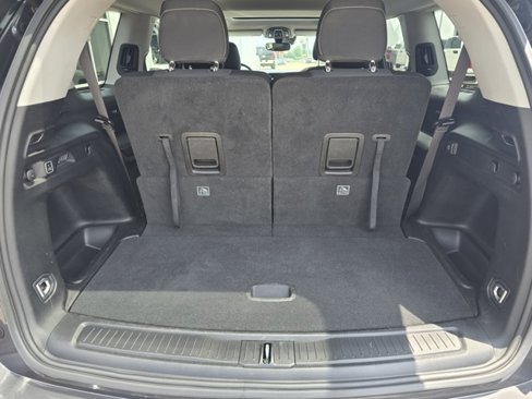 Used 2022 Jeep Grand Cherokee L Laredo w/ Luxury Tech Group I image 27