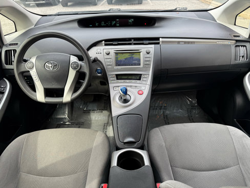 Used 2015 Toyota Prius Prime Advanced image 16