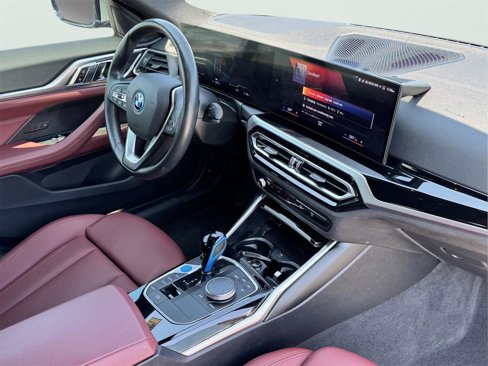 Used 2022 BMW i4 eDrive40 image 20