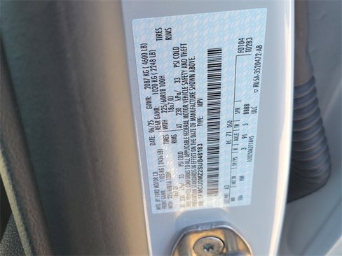 New 2025 Ford Escape ST-Line w/ Equipment Group 301A image 13