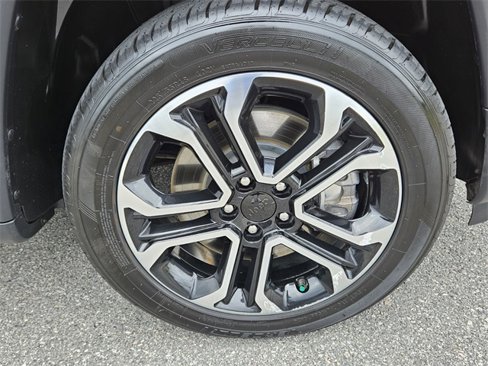 Used 2024 Jeep Compass Limited image 20