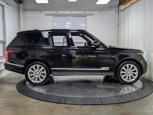 Used 2016 Land Rover Range Rover Supercharged image 9