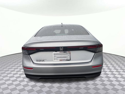 Used 2024 Honda Accord EX image 4