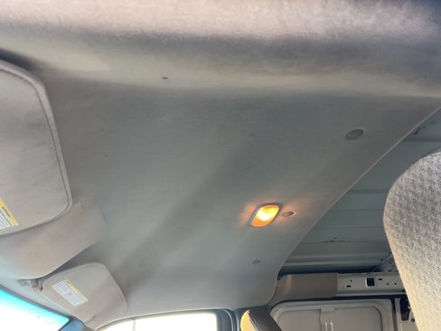 Used 2015 Chevrolet Express 2500 image 33