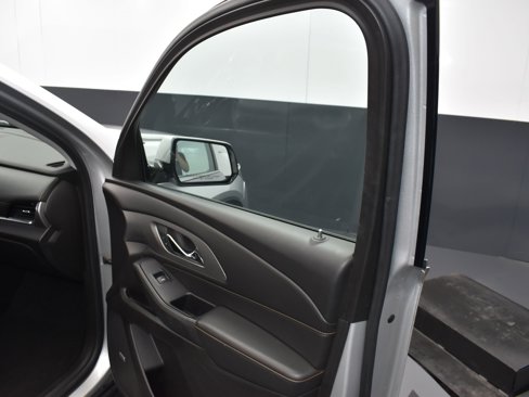 Used 2018 Chevrolet Traverse LT w/ LPO, Floor Liner Package image 18