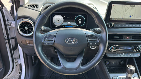 Used 2022 Hyundai Kona Limited image 14