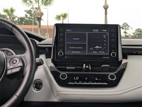 Used 2022 Toyota Corolla SE image 17