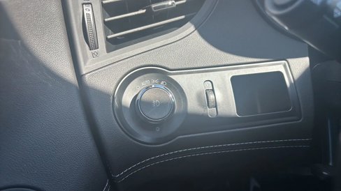 Used 2011 Buick LaCrosse CXL w/ Entertainment Package image 32