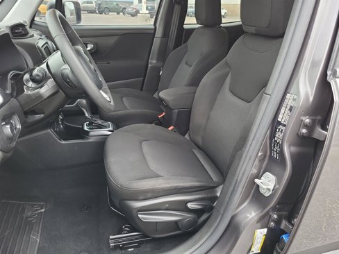 Used 2020 Jeep Renegade Sport w/ Sport Appearance Group image 18