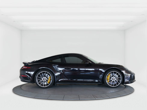Used 2019 Porsche 911 Turbo S image 6