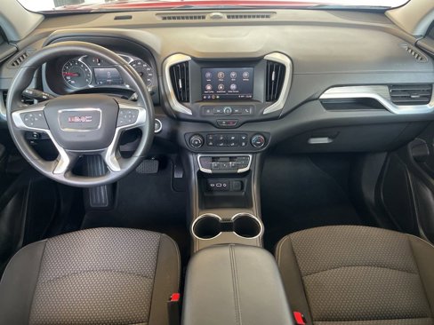 Used 2024 GMC Terrain SLE image 11