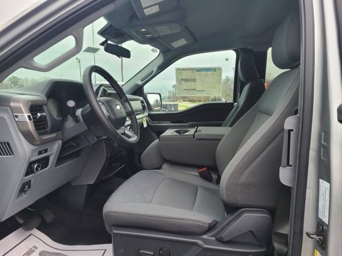 New 2025 Ford F150 XLT w/ Equipment Group 301A Standard image 3