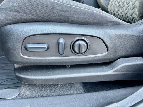 Used 2023 Chevrolet Equinox LT image 14