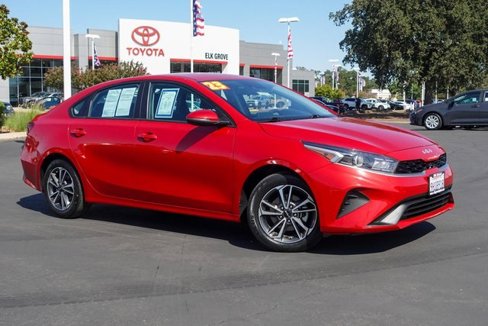 Used 2023 Kia Forte LXS w/ LXS Technology Package image 8