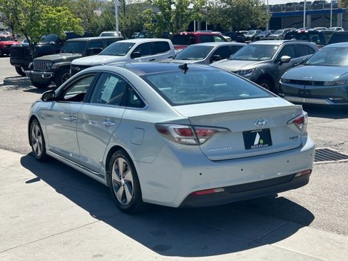 Used 2016 Hyundai Sonata Limited w/ Option Group 02 image 6