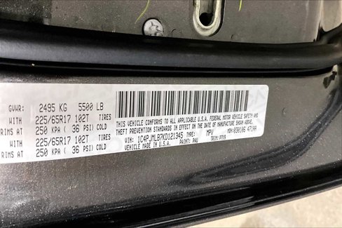Used 2019 Jeep Cherokee Latitude Plus w/ Cold Weather Group image 36