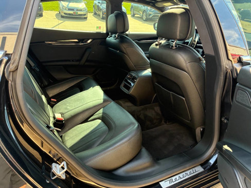 Used 2022 Maserati Quattroporte Modena Q4 image 15