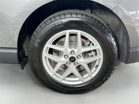 Used 2024 Ford Edge SEL image 32