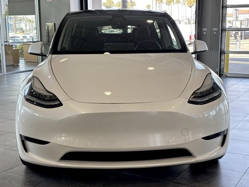 Used 2020 Tesla Model Y Performance image 8