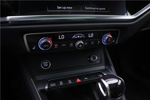 New 2025 Audi Q3 2.0T Premium w/ Convenience Package image 9