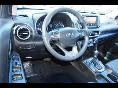 Used 2019 Hyundai Kona SE image 16