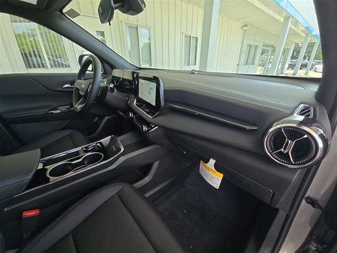 New 2026 Chevrolet Equinox LT w/ Convenience Package II image 28