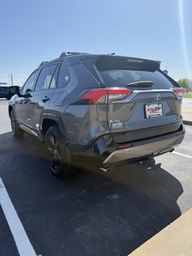 Used 2019 Toyota RAV4 XSE image 8