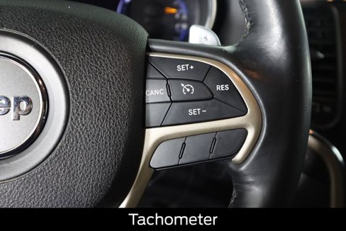 Used 2016 Jeep Grand Cherokee Laredo image 41