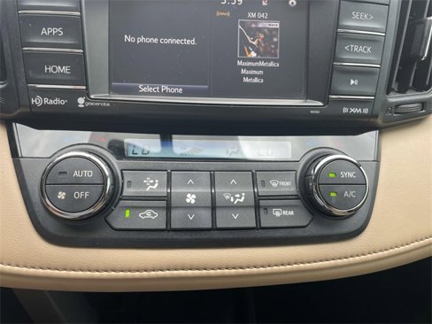 Used 2016 Toyota RAV4 XLE image 23