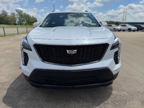 Used 2019 Cadillac XT4 Sport image 2