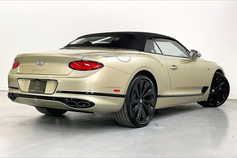 New 2024 Bentley Continental GT V8 image 4