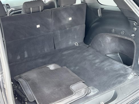Used 2018 Jeep Grand Cherokee Laredo image 19