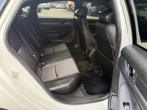 Used 2021 Honda Accord Sport image 34